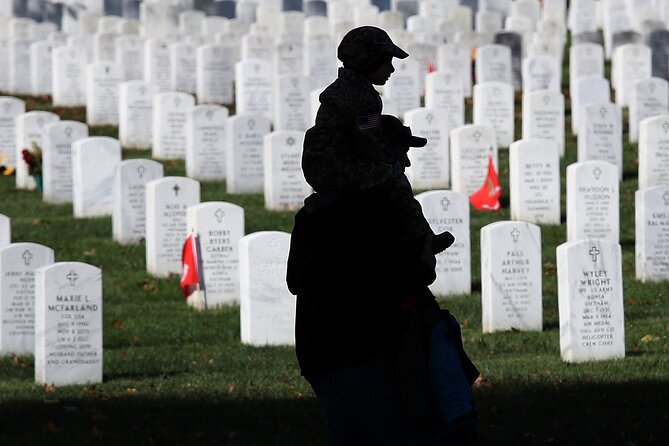 2-Hour Arlington Cemetery Guided Walking Tour - The Tomb of the Unknown Soldier and the Changing of the Guard