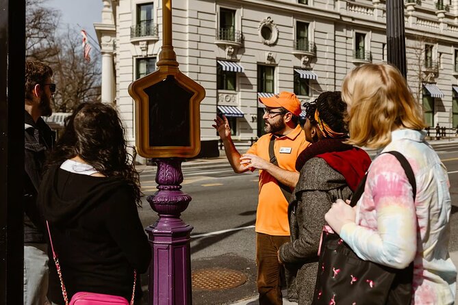 250th: National Archives & American History Museum Guided Tour - Who should book this Washington tour?