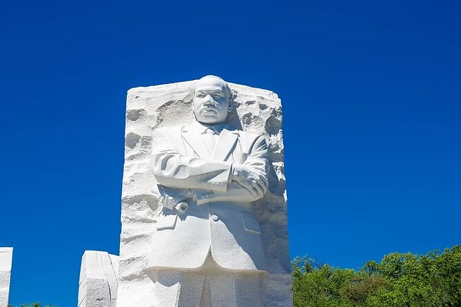 4-Hr DC Monuments Small Group Sightseeing Guided Tour - Comfort, walking, and group size