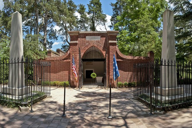 Admission and Guided Tour of Mount Vernon and Old Town Alexandria - Why the guide matters on the ride south