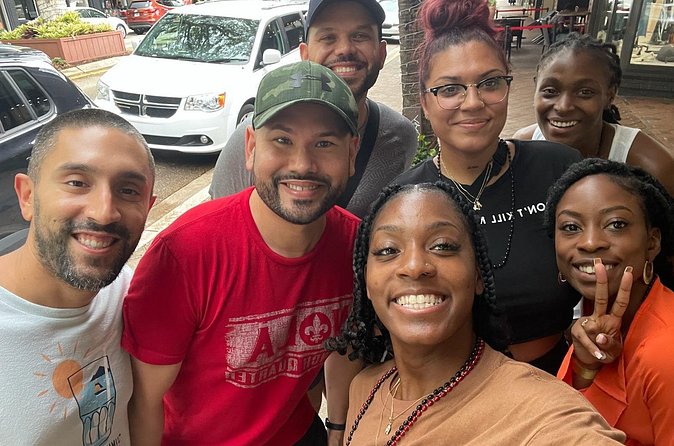 Amazing Annapolis Scavenger Hunt - Meeting locals is part of the appeal