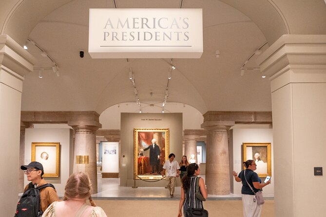 America’s 250th VIP Tour: Archives, Portraits & History 6 ppl Max - A short introduction to the American History Museum