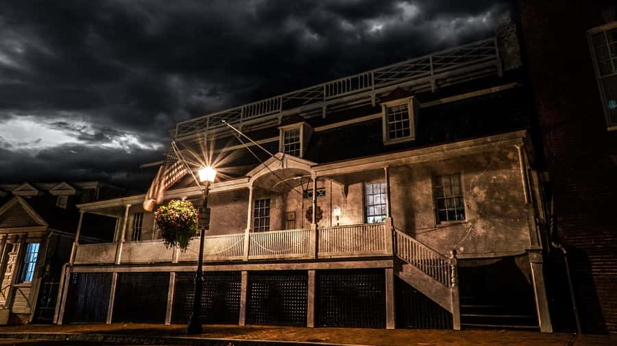 Annapolis: Ghosts of the Harbor & Old Town Tour - What the $27 price gets you