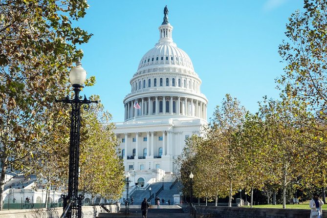 Arlington Cemetery and DC Highlights Tour - Starting at the Navy Memorial