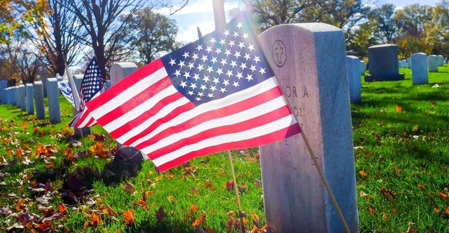 Arlington Cemetery & Changing of the Guard Semi-private 12pp - Is $51 a fair price?