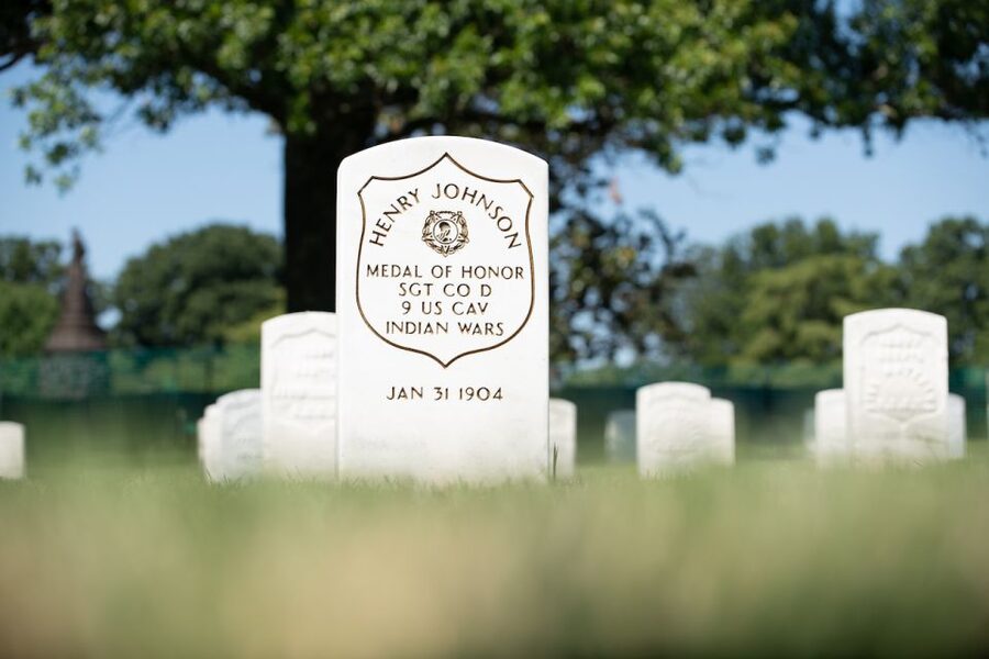 Arlington Cemetery: Changing of the Guard & Small-Group Tour - Space shuttle memorials and the USS Maine Memorial