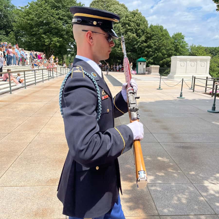 Arlington Cemetery: Kennedy Memorials & Changing of Guard - Key points to know before you book