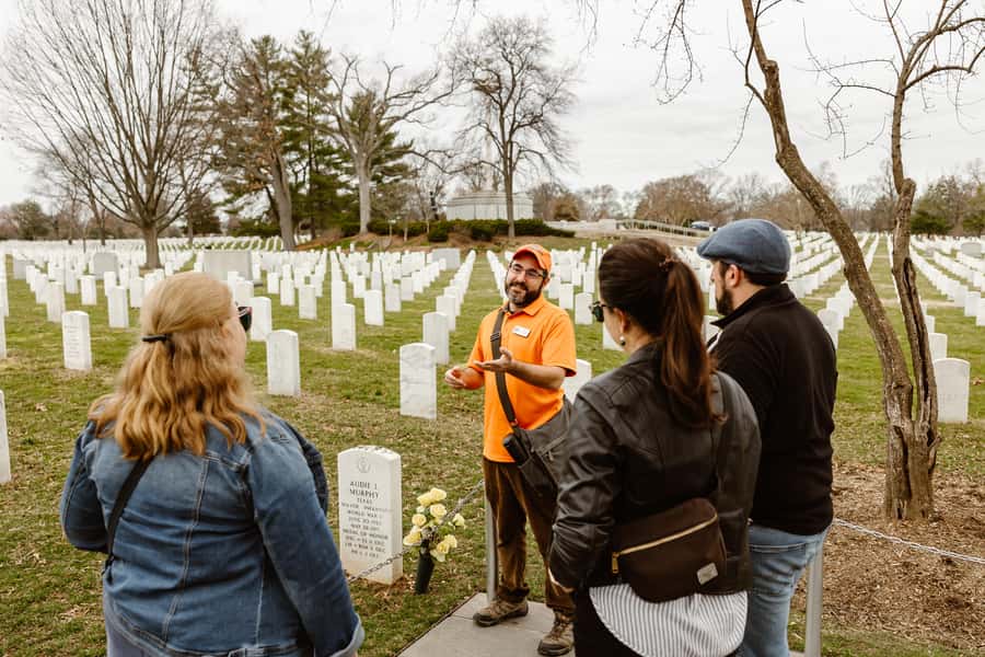 Arlington Cemetery: Kennedy Memorials & Changing of Guard - Why this 2.5-hour Arlington walk works
