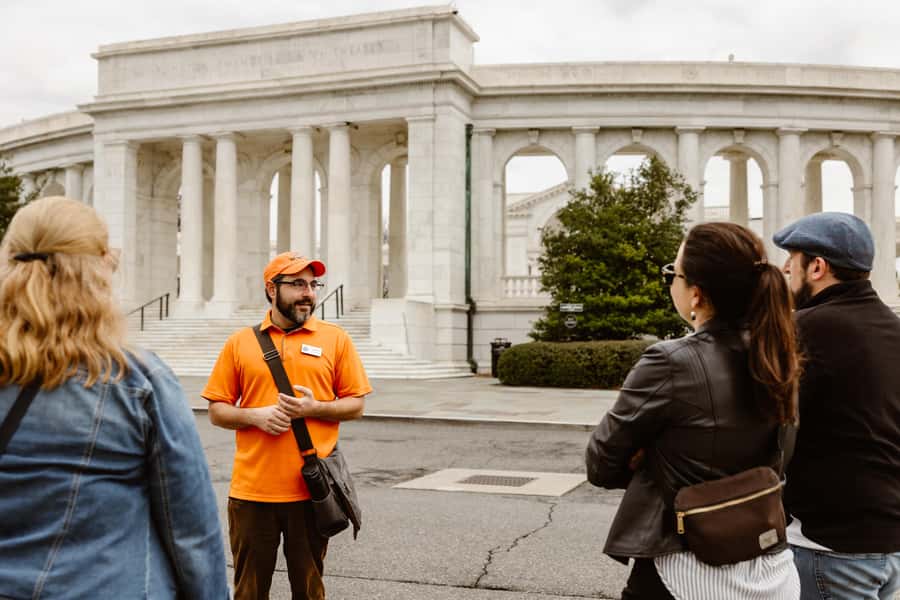 Arlington Cemetery: Kennedy Memorials & Changing of Guard - The optional walk to the Iwo Jima Memorial