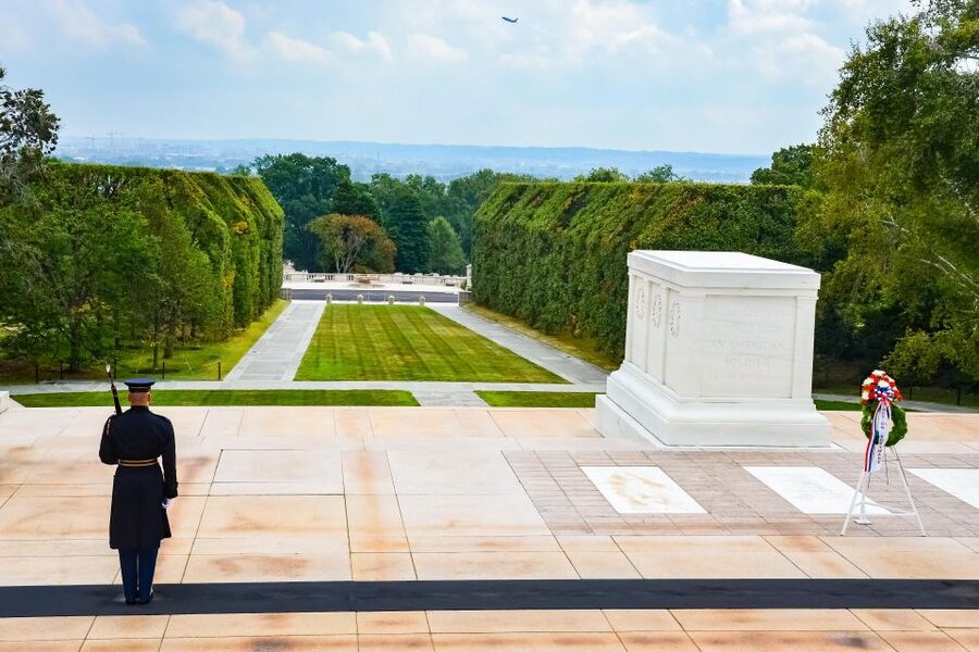 Arlington Cemetery with Changing of the Guard & Tomb Unknown - Walking Arlington’s hills, graves, and lesser-known memorials