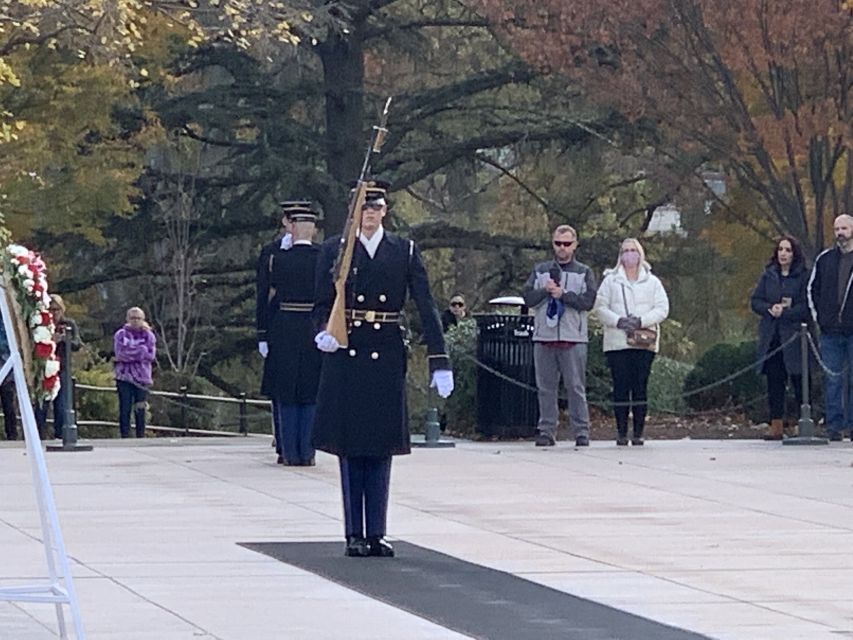 Arlington National Cemetery: Guided Walking Tour - What the guide adds to the walk