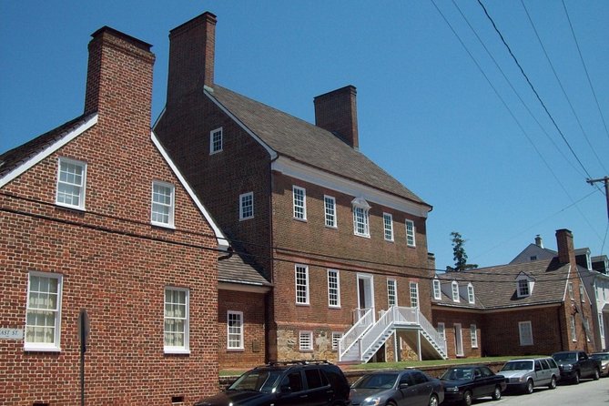 Awesome Scavenger Hunt: Annapolis Red Bricks & Blue Views - Starting at 100 State Circle