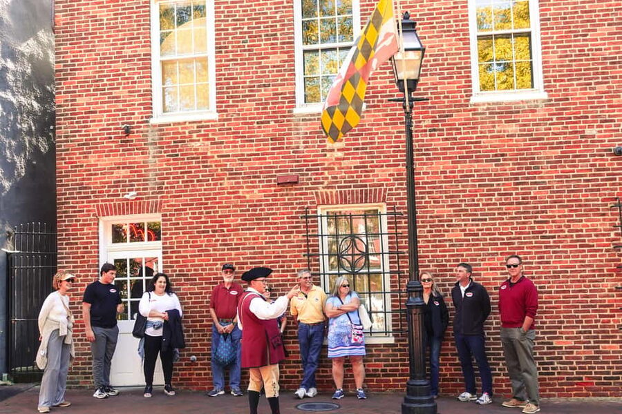 Best of Annapolis Tour: Colonial, State House, Naval Academy - Walking from government buildings toward the Naval Academy
