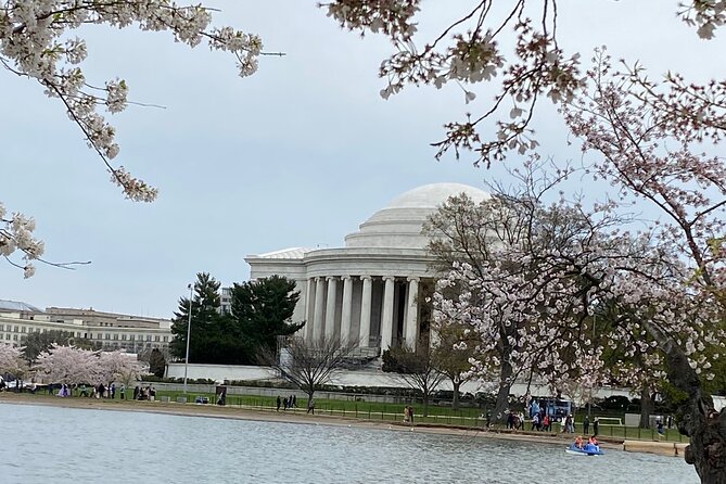 Beyond the Closet Walking Tour - The White House and a path into presidential politics