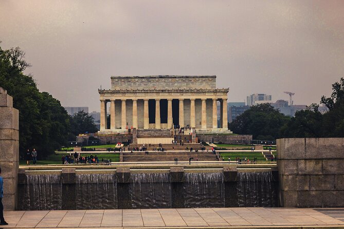 Captivating DC Private Photography Workshop - Lincoln Memorial: framing a familiar icon