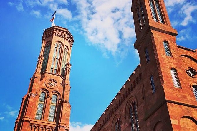 Castle to Capitol: Museums of the National Mall Architecture Tour - Key things to know before you book