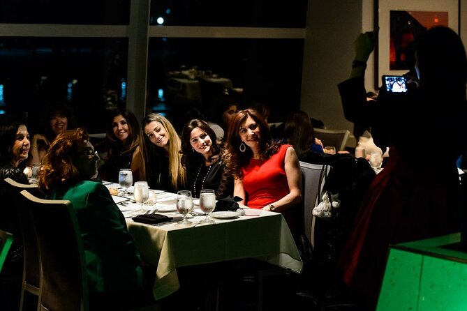 City Cruises Washington DC: Premier Dinner Cruise - From Dinner Music to a Crowded Dance Floor