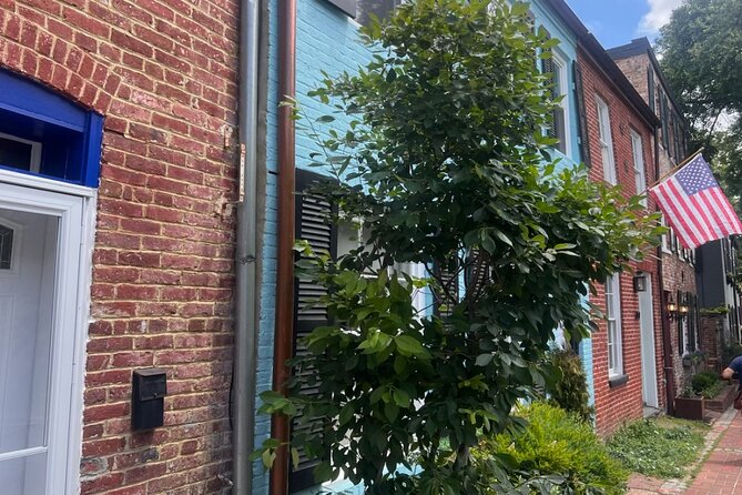 Cobblestones & Croissants: A Morning Food Tour in Georgetown, DC - Key points to know before you book