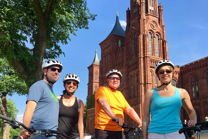 Customized Private Bike Tour of DC - World War II and Vietnam Veterans memorials
