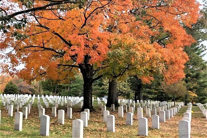 Day or Night National Mall Bus Tour with Arlington Cemetery Walk - Arlington House and the Lee connection