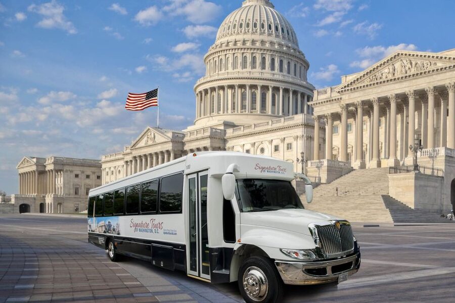 DC Bus Tour with Optional Washington Monument or Air & Space - World War II Memorial: a broad, open-air introduction