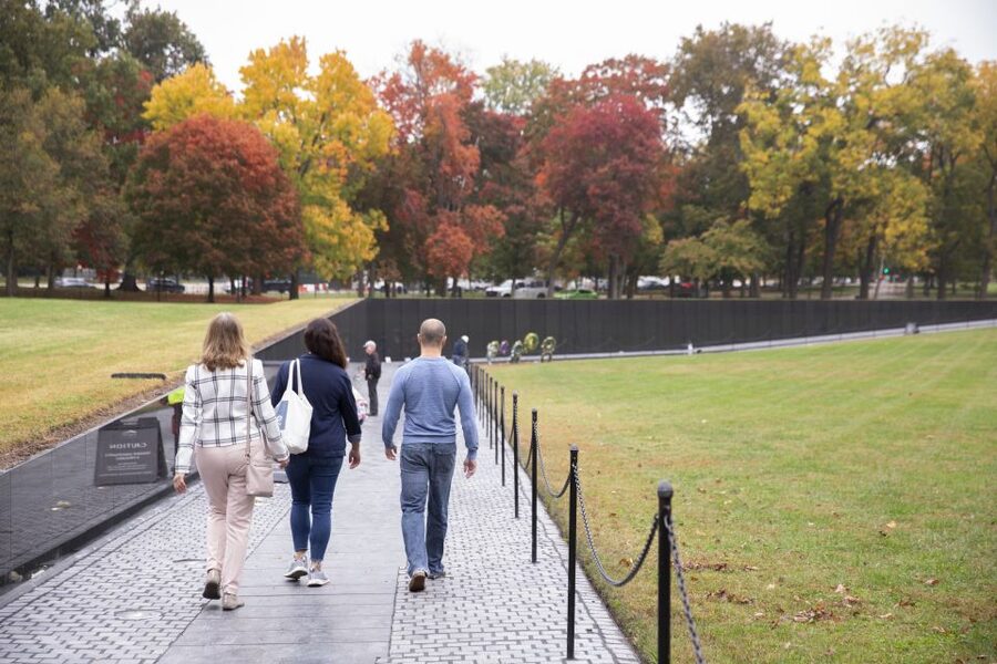 DC: Guided National Mall Tour & Washington Monument Ticket - World War II Memorial and its broad public design