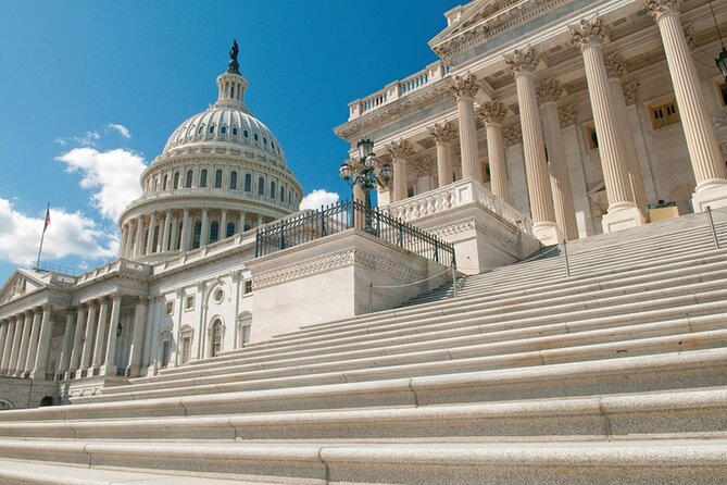 DC Monuments and Capitol Hill Tour by Electric Cart - The Lincoln Memorial earns the longest stop