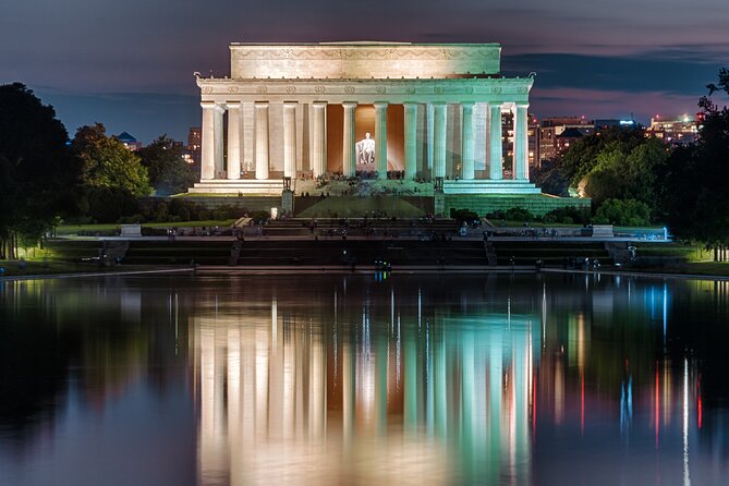 DC Monuments by Moonlight: Small Group Walking Tour - Beginning at the Washington Monument