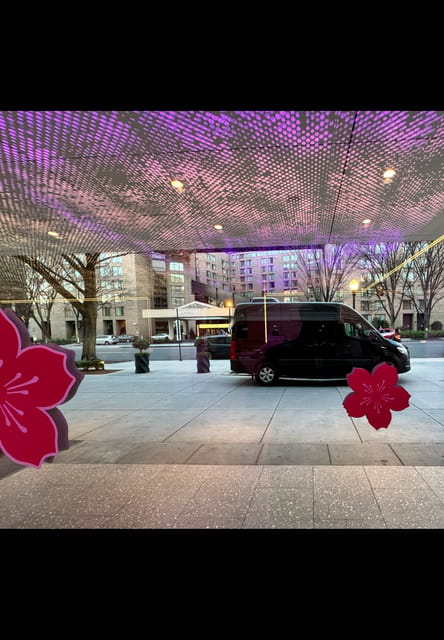 DC:Small Group Sunset Tour . - Pennsylvania Avenue, Freedom Plaza, and the city drive