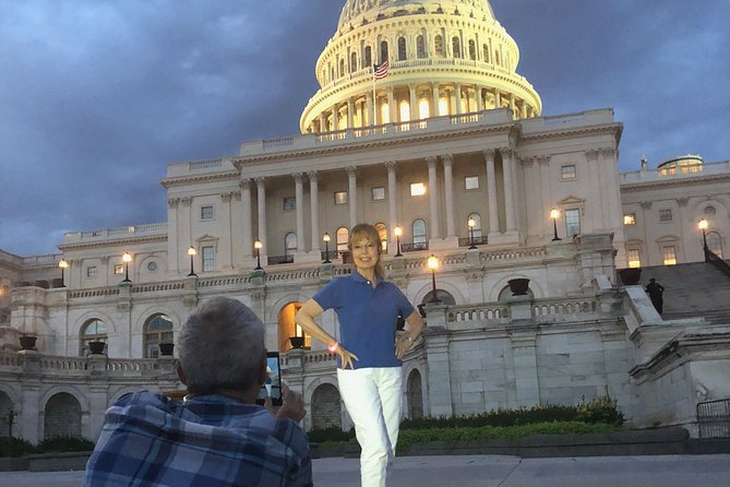 Discounted DC Night Tour With Magic LED- Snacks, LED Bracelets - Jefferson Memorial under the dome