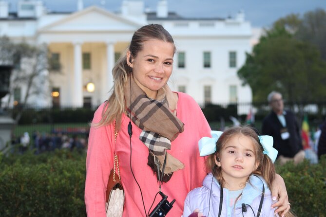 Discounted DC Night Tour With Magic LED- Snacks, LED Bracelets - Lincoln Memorial and the Civil Rights story