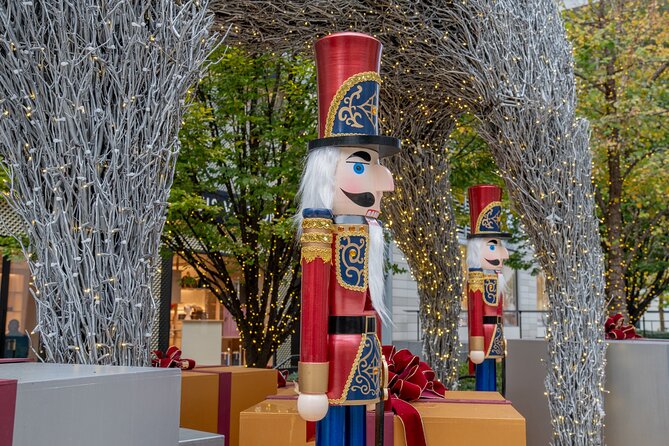 Downtown DC Holiday Tour: Lights, Decorations & Festive Cheer - CityCenterDC and polished holiday displays