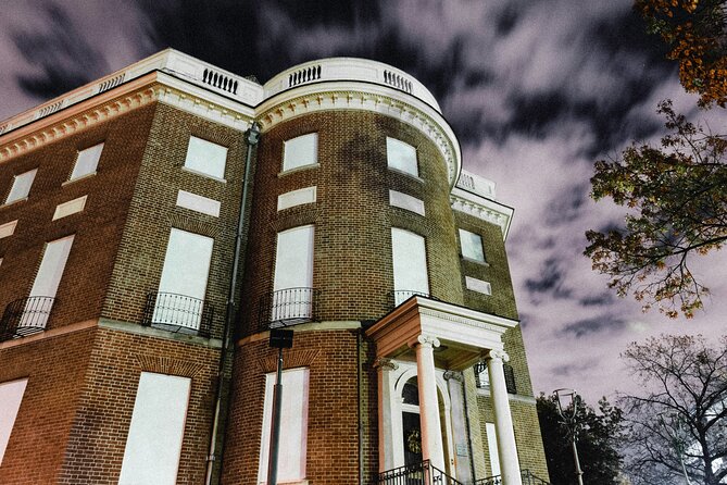 Dreaded Dead Descent of the District: DC Ghost Tour - Decatur House and Lafayette Square’s old stories