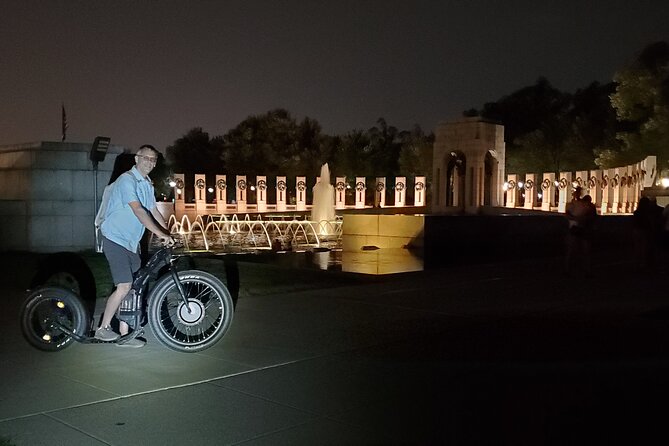 Epic Evening e-Scooter Tour - Korean War Veterans Memorial and the Lincoln Memorial