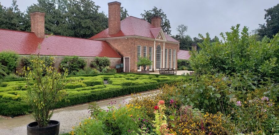 From Washington DC: Old Town Alexandria & Mount Vernon Tour - Entering George Washington’s Mount Vernon