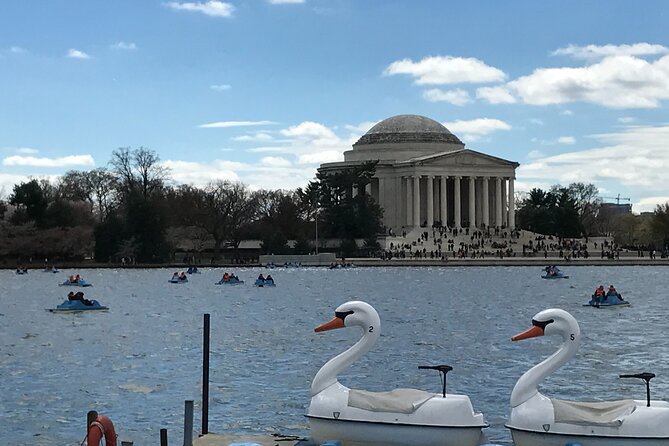 Half-Day Private Guided Bike Tour in Washington - Barracks Row and Marine Barracks Washington