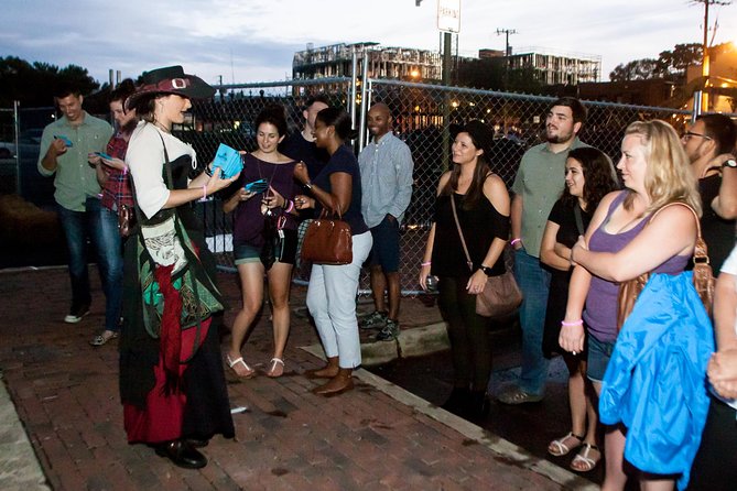 Haunted Washington D.C. Booze and Boos Ghost Walking Tour - Why this Washington DC ghost tour works