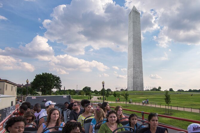 Hop-on Hop-off Sightseeing Tour by Open-top Bus with 18 Stops - Why the bus works well in Washington DC