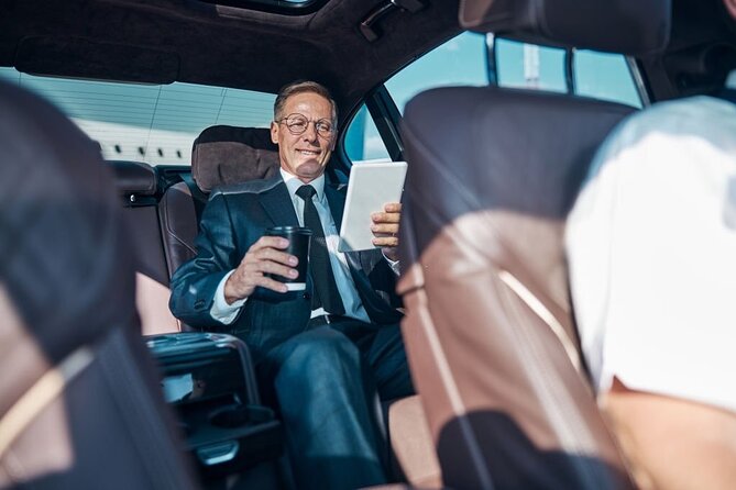 Luxury Airport Transfer DCA to/from Washington DC - What Happens Before You Arrive at DCA