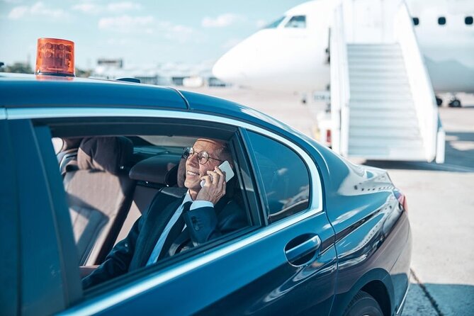 Luxury Airport Transfer DCA to/from Washington DC - The 30 to 50 Minute Ride Into Washington DC