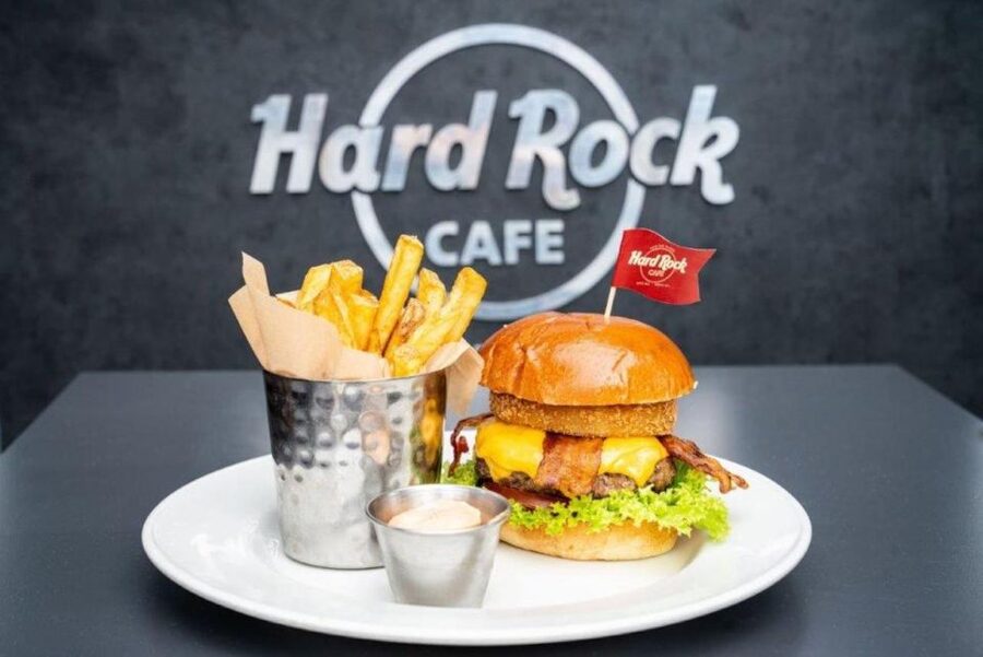 Meal at the Hard Rock Cafe Washington DC - Drinks, cocktails, and the real cost