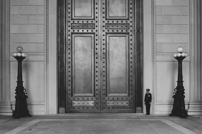 National Archives Skip the Line Guided Tour Semi-Private 6ppl Max - Is $105.73 a fair price?