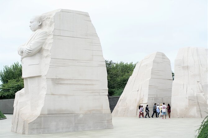 National Mall & Cherry Blossoms Tour with Optional Museum Tickets - The Tidal Basin and cherry blossom timing