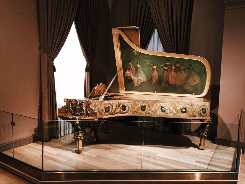 National Portrait Gallery & American Art Museum Guided Tour - From daguerreotypes to Robber Barons and Suffragettes