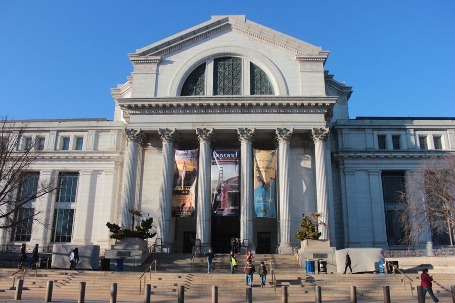 Natural History Museum & American History Museum - Dorothy’s Ruby Slippers and the First Ladies collection