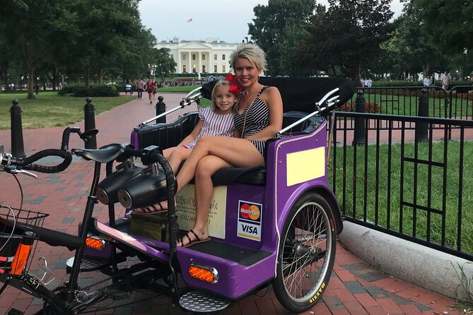 Pedicab Sightseeing Tour on the National Mall - The World War II Memorial connects the Mall to the home front
