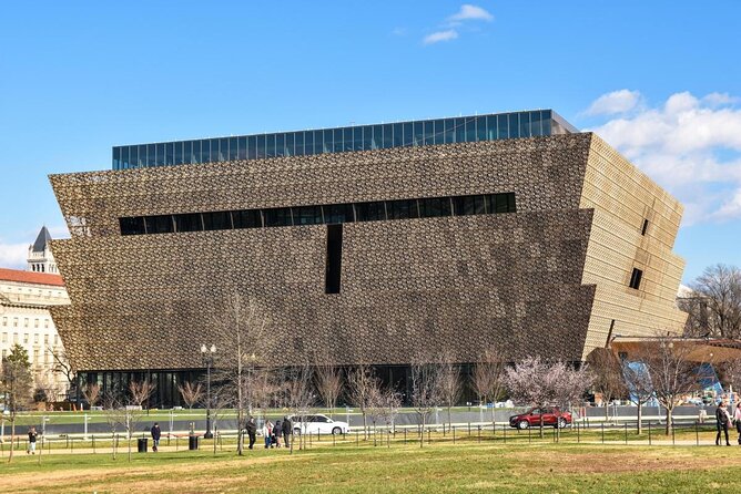 Private Black History Tour Washington DC for up to 10 Guests - What the private vehicle adds