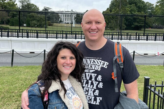 Private & Custom Guided City Tour of Washington DC - Walking the National Mall from the White House to Vietnam