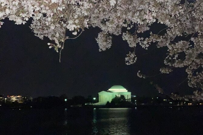 Private Monuments At Night Tour - World War II Memorial: names, states, and sacrifice