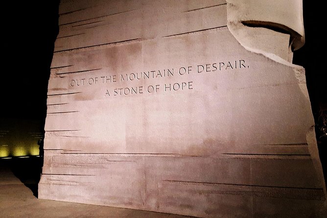 Private Night-Time Monuments Tour of DC for up to 10 Guests - Key points to know before booking
